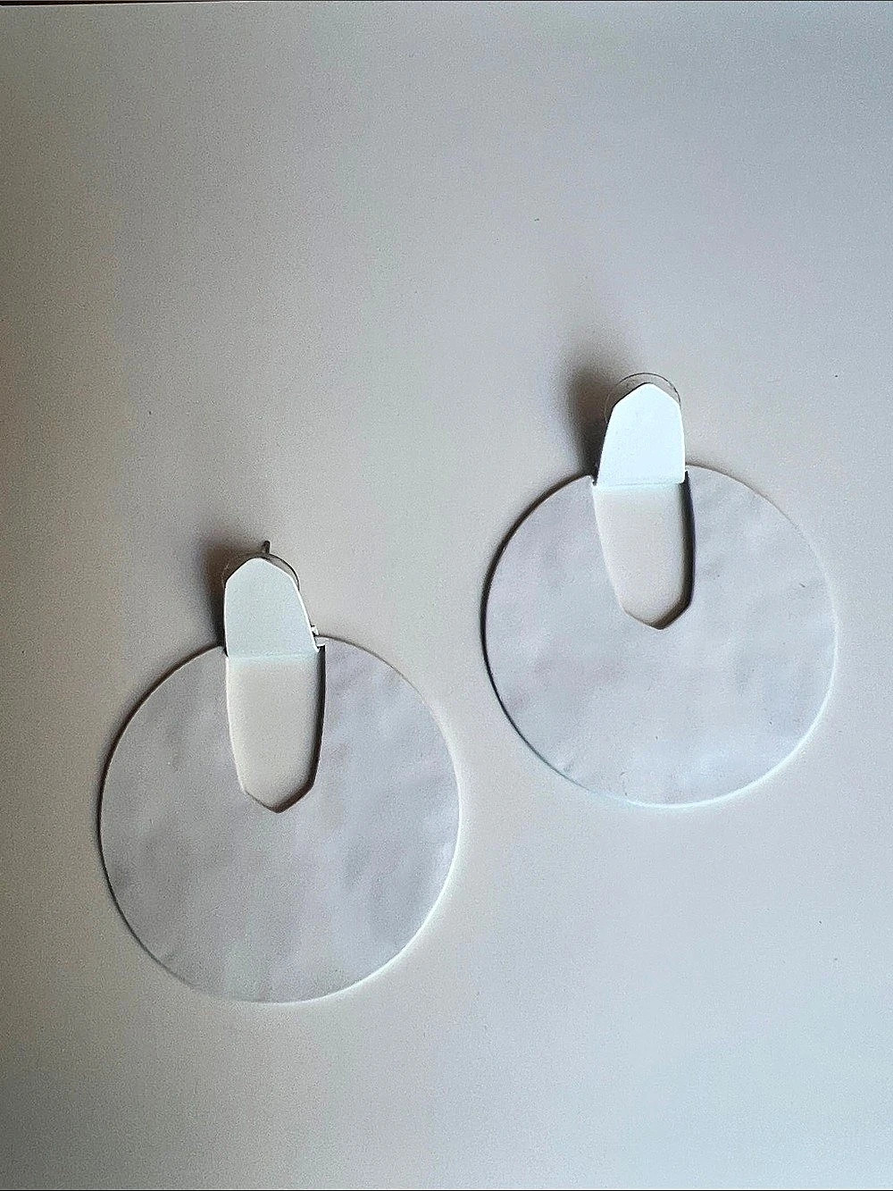 Kendra Scott White Statement Drop Earrings